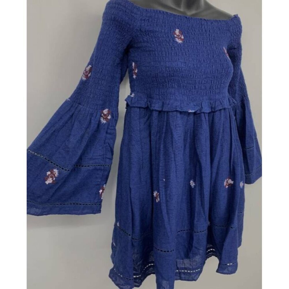 Free People Counting Daisys Navy Blue Dress Smocked Embroidered Extra Small NEW - Picture 4 of 11